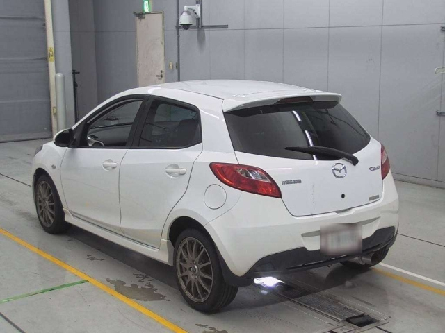 MAZDA DEMIO 2008