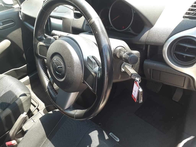 MAZDA DEMIO 2008