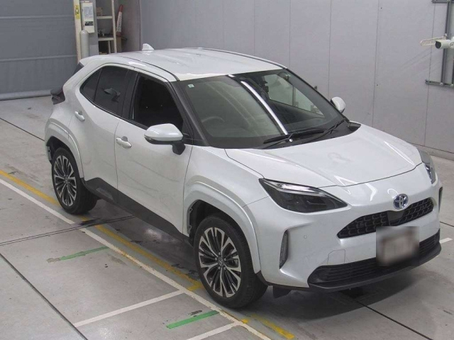 TOYOTA YARIS CROSS 2023
