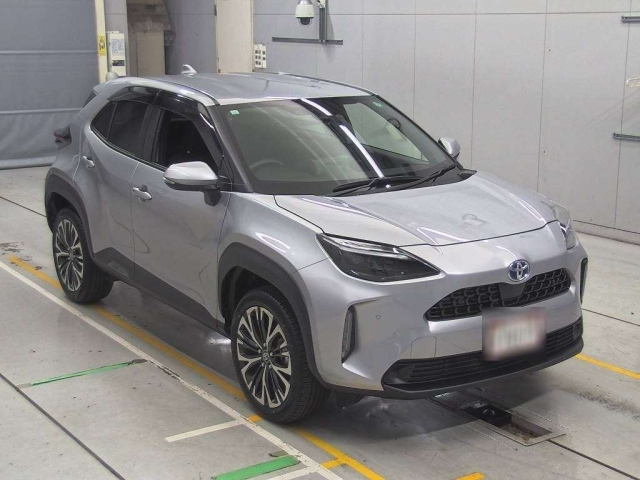 TOYOTA YARIS CROSS 2023