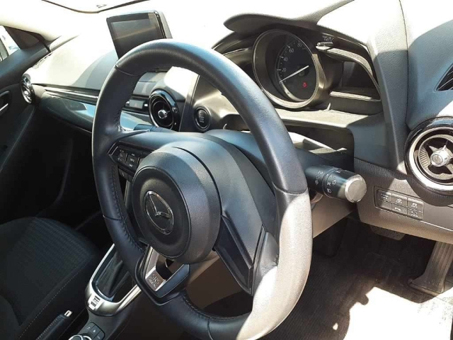 MAZDA DEMIO 2018