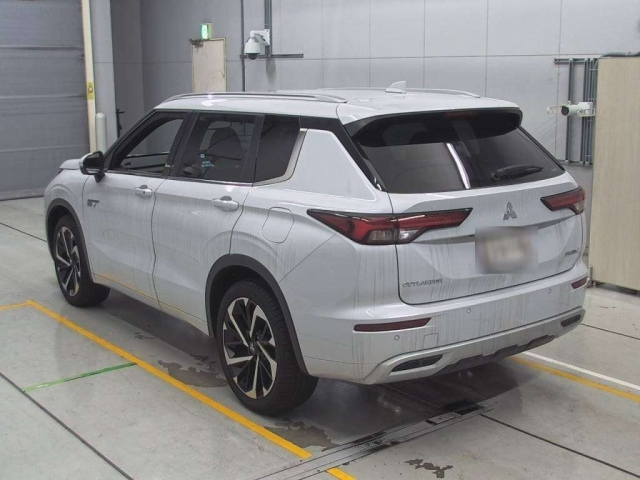 MITSUBISHI OUTLANDER PHEV 2022