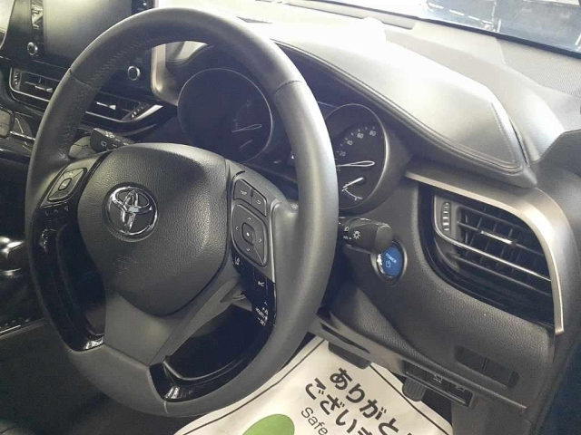 TOYOTA C-HR 2020