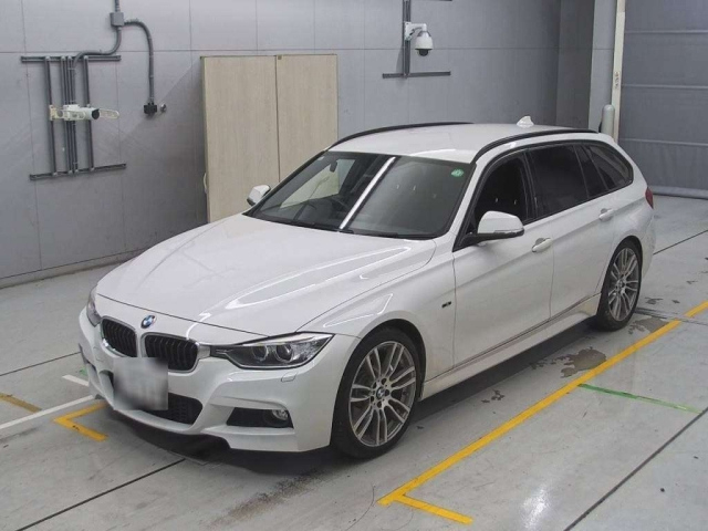 BMW 3 SERIES 2013