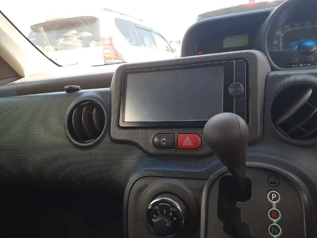 TOYOTA PORTE 2014