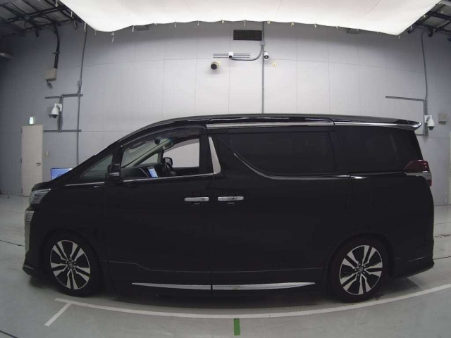 TOYOTA VELLFIRE 2021