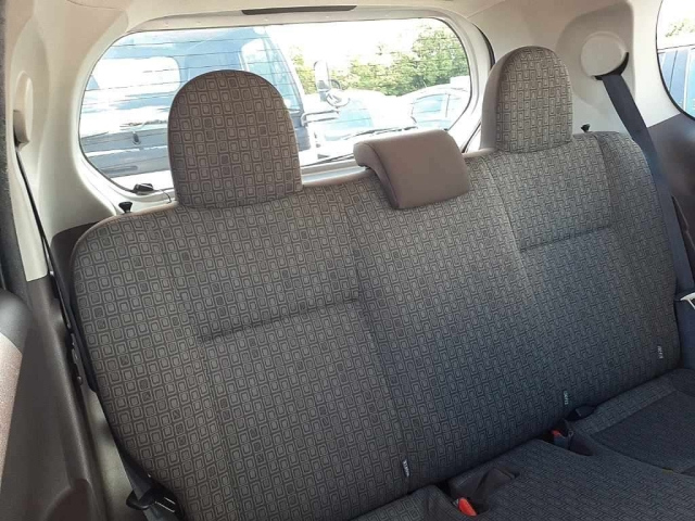 TOYOTA SPADE 2013
