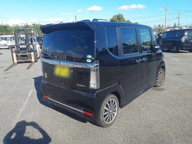 HONDA N BOX 2016