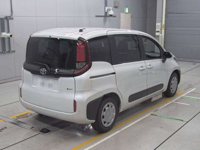 TOYOTA SIENTA 2025