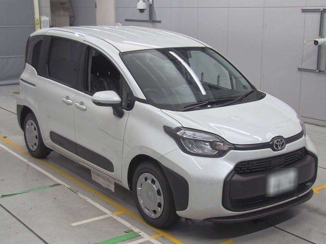 TOYOTA SIENTA 2025