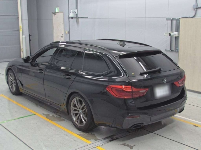 BMW 5 SERIES 2019