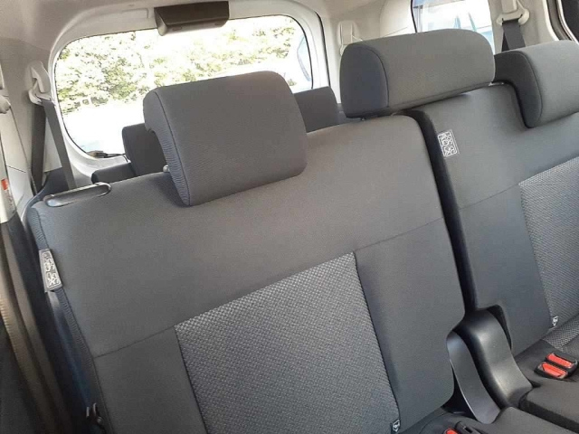 TOYOTA SIENTA 2025