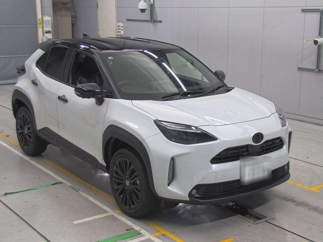 TOYOTA YARIS CROSS 2025