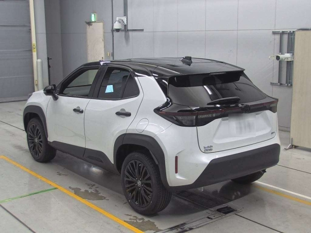 TOYOTA YARIS CROSS 2025