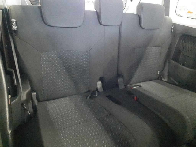TOYOTA ROOMY 2022