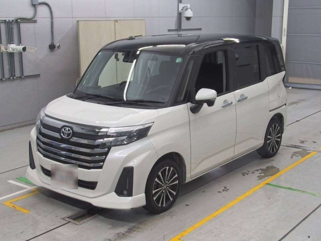 TOYOTA ROOMY 2022