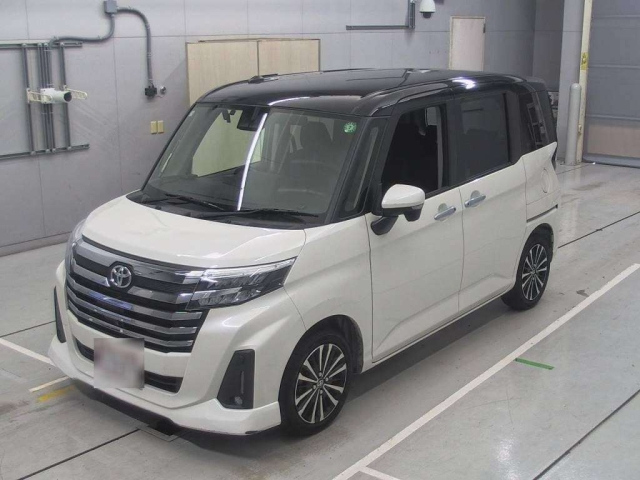 TOYOTA ROOMY 2022