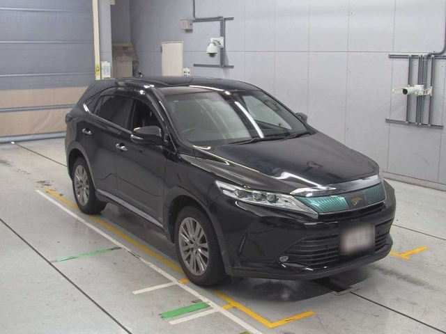 TOYOTA HARRIER 2018