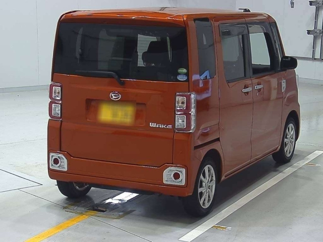 DAIHATSU WAKE 2017
