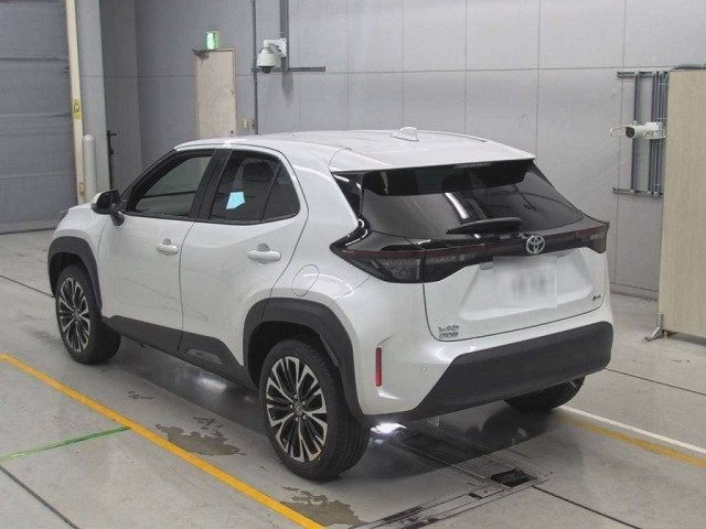 TOYOTA YARIS CROSS 2025