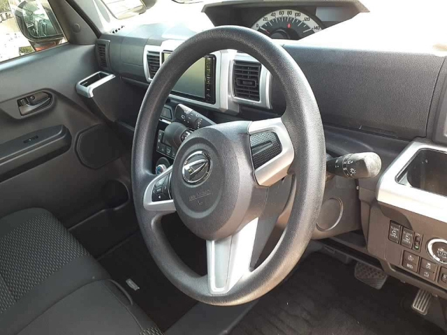 DAIHATSU WAKE 2017