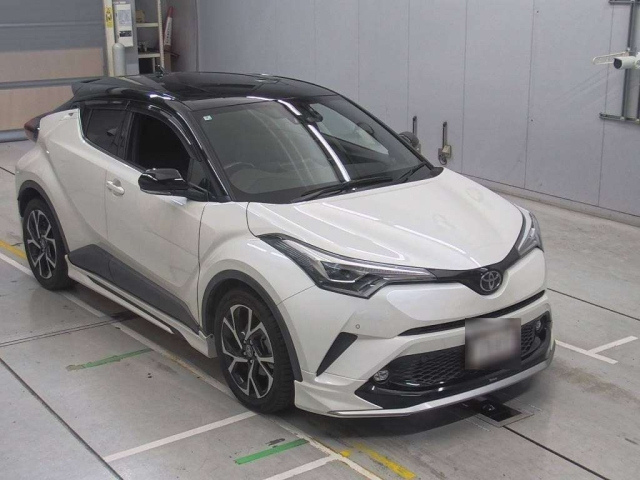 TOYOTA C-HR 2018