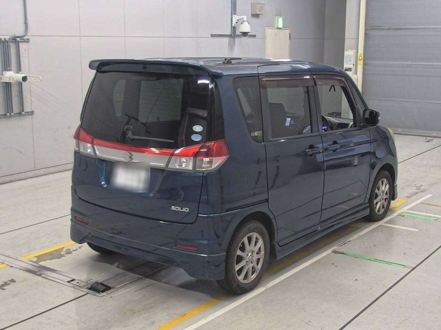 SUZUKI SOLIO 2011