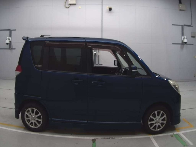 SUZUKI SOLIO 2011