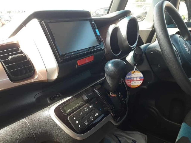 HONDA N BOX 2014