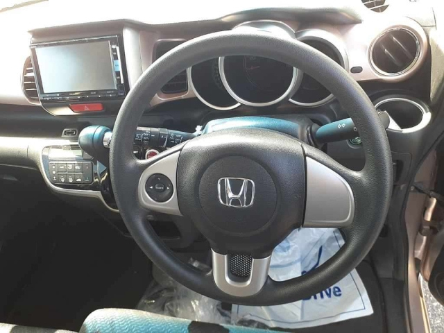 HONDA N BOX 2014