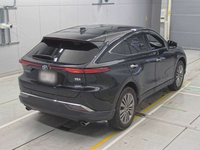 TOYOTA HARRIER 2022