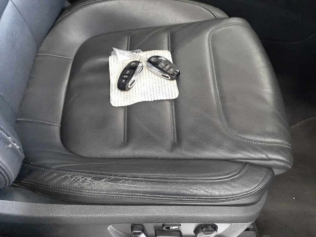 VOLKSWAGEN TOUAREG 2012