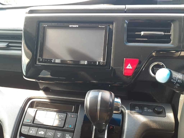 HONDA STEP WAGON 2018