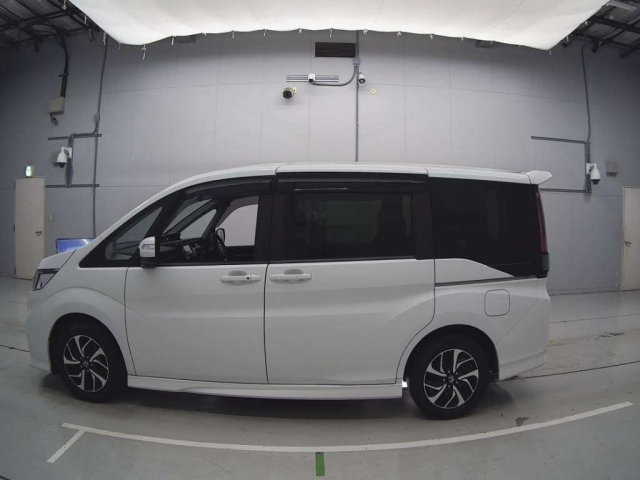 HONDA STEP WAGON 2018