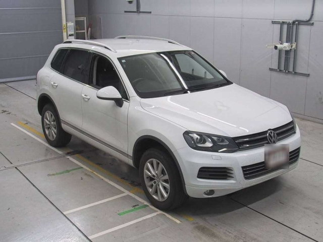 VOLKSWAGEN TOUAREG 2012