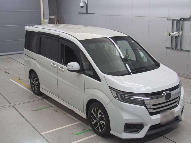 HONDA STEP WAGON 2018