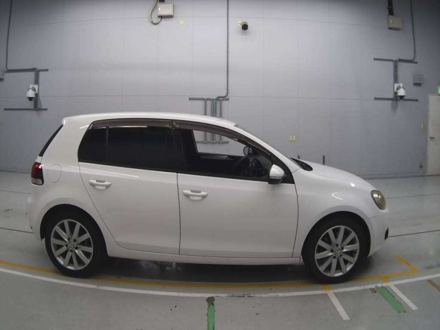 VOLKSWAGEN GOLF 2009