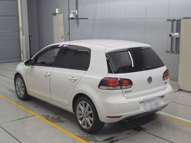 VOLKSWAGEN GOLF 2009