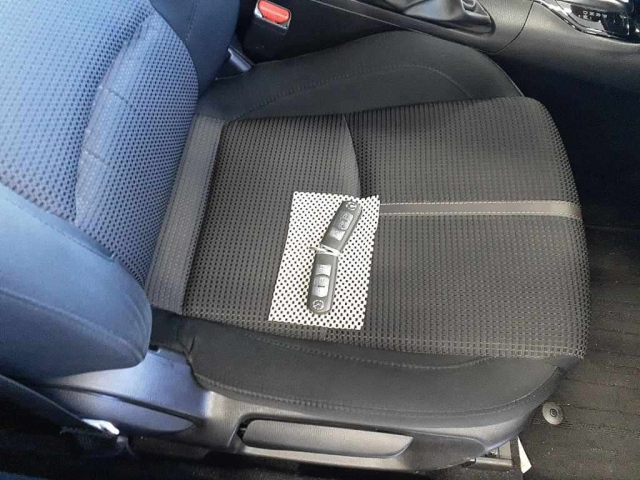 MAZDA AXELA 2019