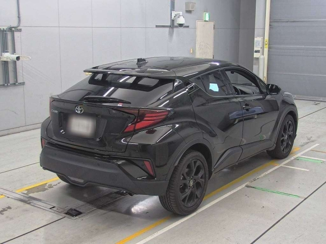 TOYOTA C-HR 2023