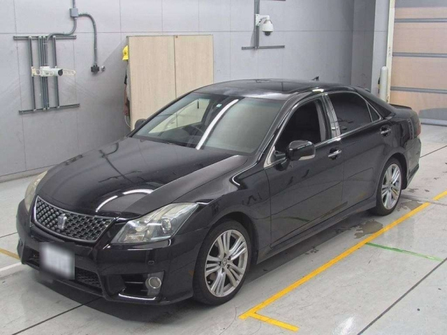 TOYOTA CROWN 2010