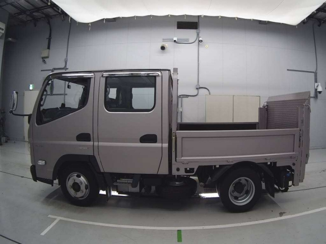 MITSUBISHI CANTER 2021