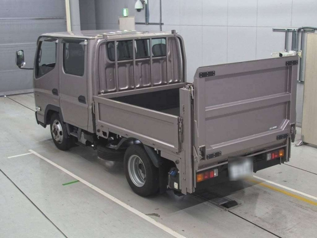 MITSUBISHI CANTER 2021
