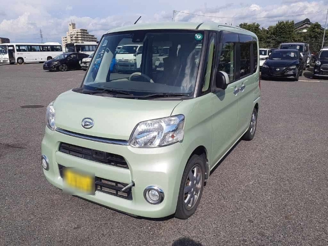DAIHATSU TANTO 2015