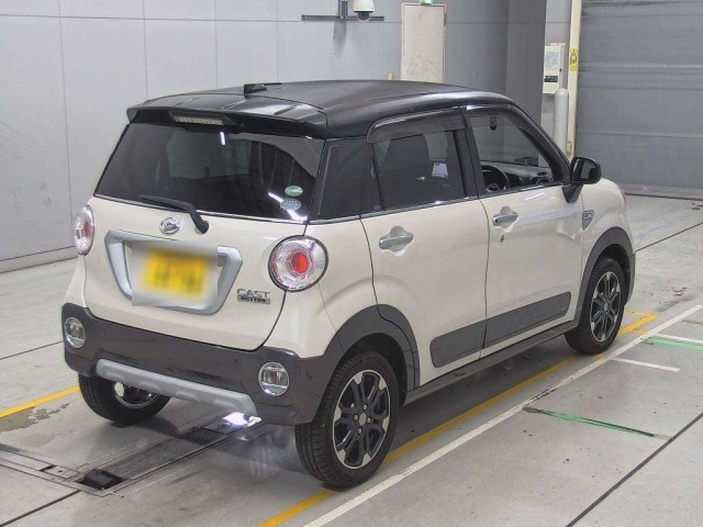 DAIHATSU CAST 2016