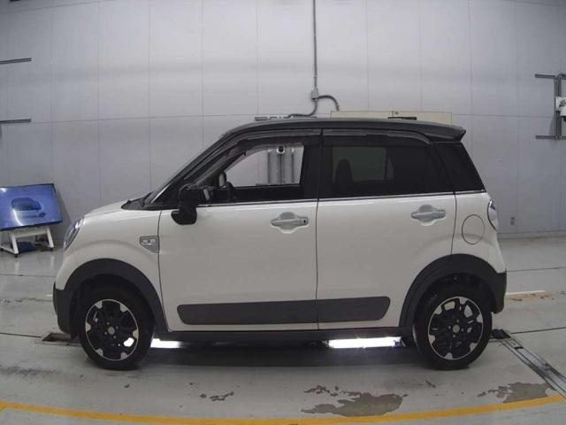 DAIHATSU CAST 2016