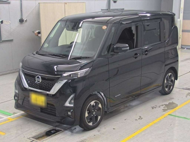 NISSAN ROOX 2020