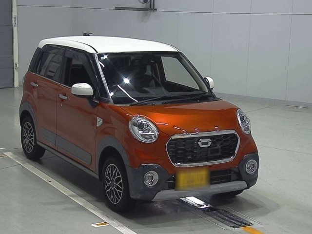 DAIHATSU CAST 2015