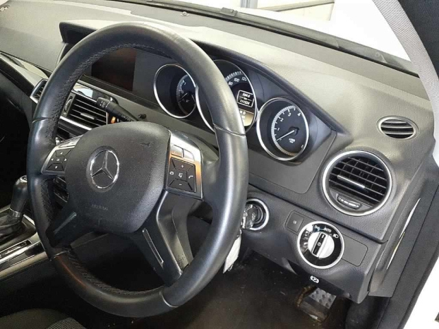 MERCEDES BENZ C CLASS 2012