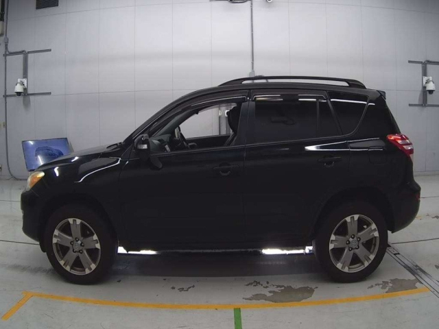 TOYOTA RAV4 2011